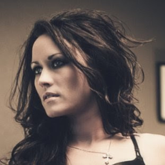 Meet your Posher, Rachel - Picture 1 of 1